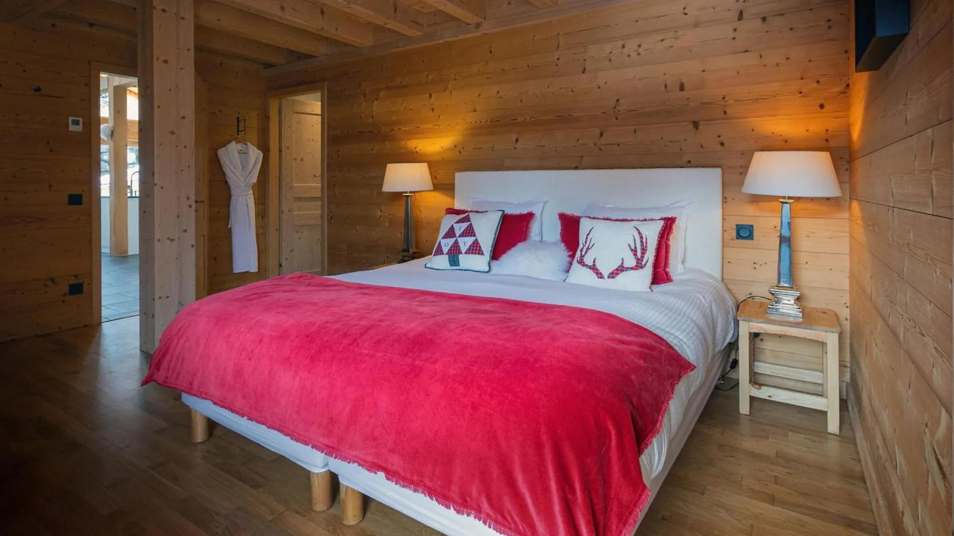 Chalet 4****, 12 Personnes, Spa Panoramique - Fr-1-304-302 La Clusaz 0*,  Francia