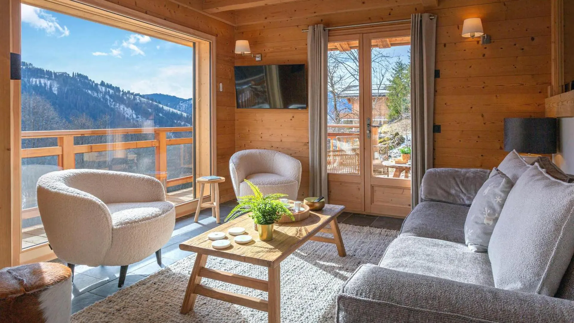 Chalet 4****, 12 Personnes, Spa Panoramique - Fr-1-304-302 La Clusaz 0*,  Francia